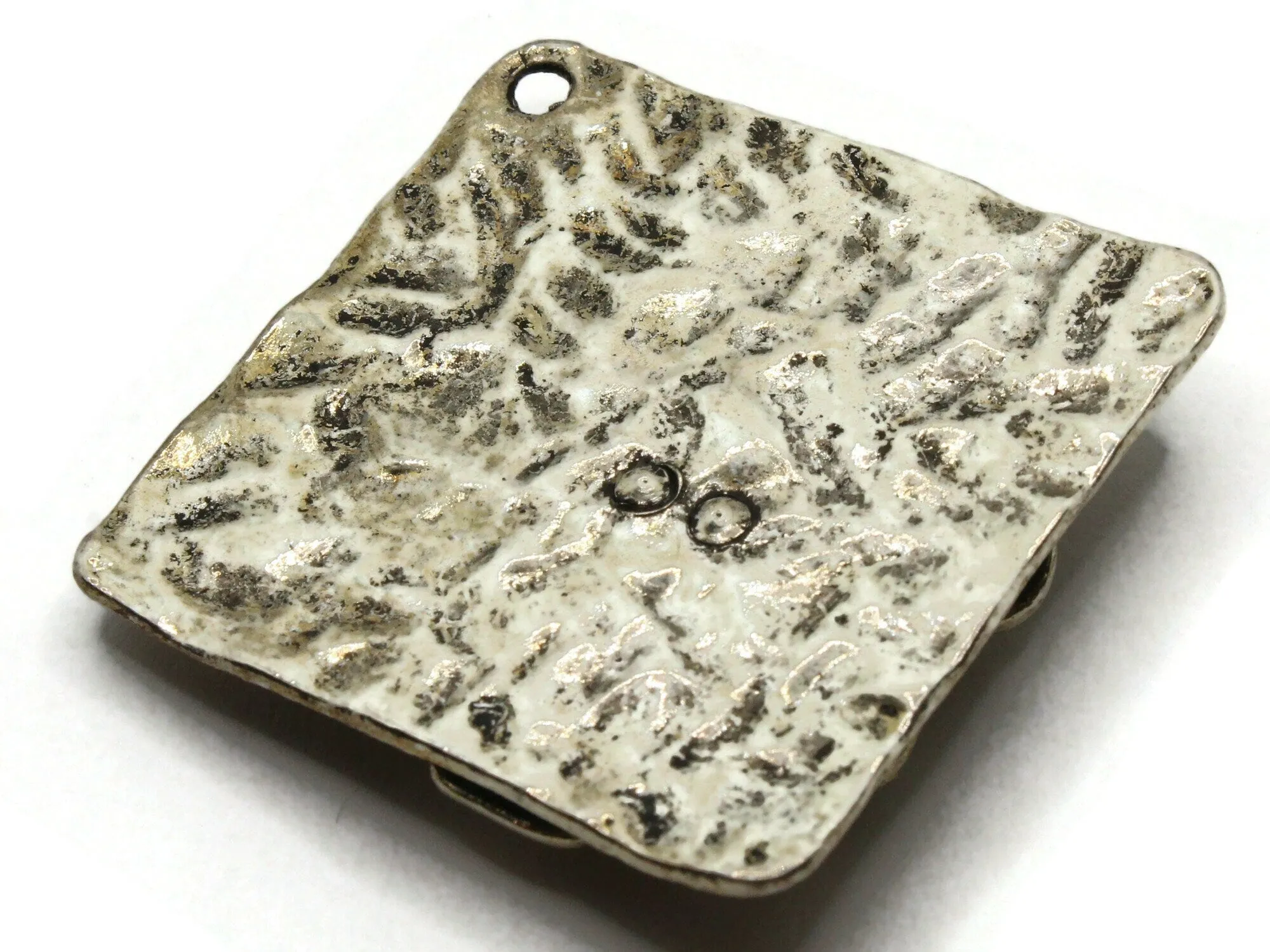 65mm Silver Metal Flower and Diamond Pendant