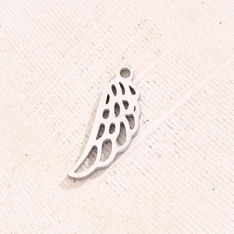 Best Seller In Europe And America DIY Ornament Accessories Vacuum Plating Hollow Snake Oval Ring Angel Wing Pendant In Furnace