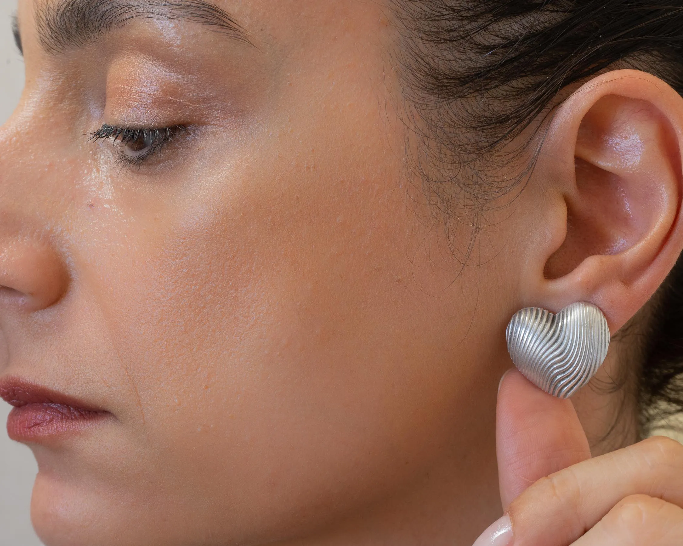 Medium SILVER HEART earrings