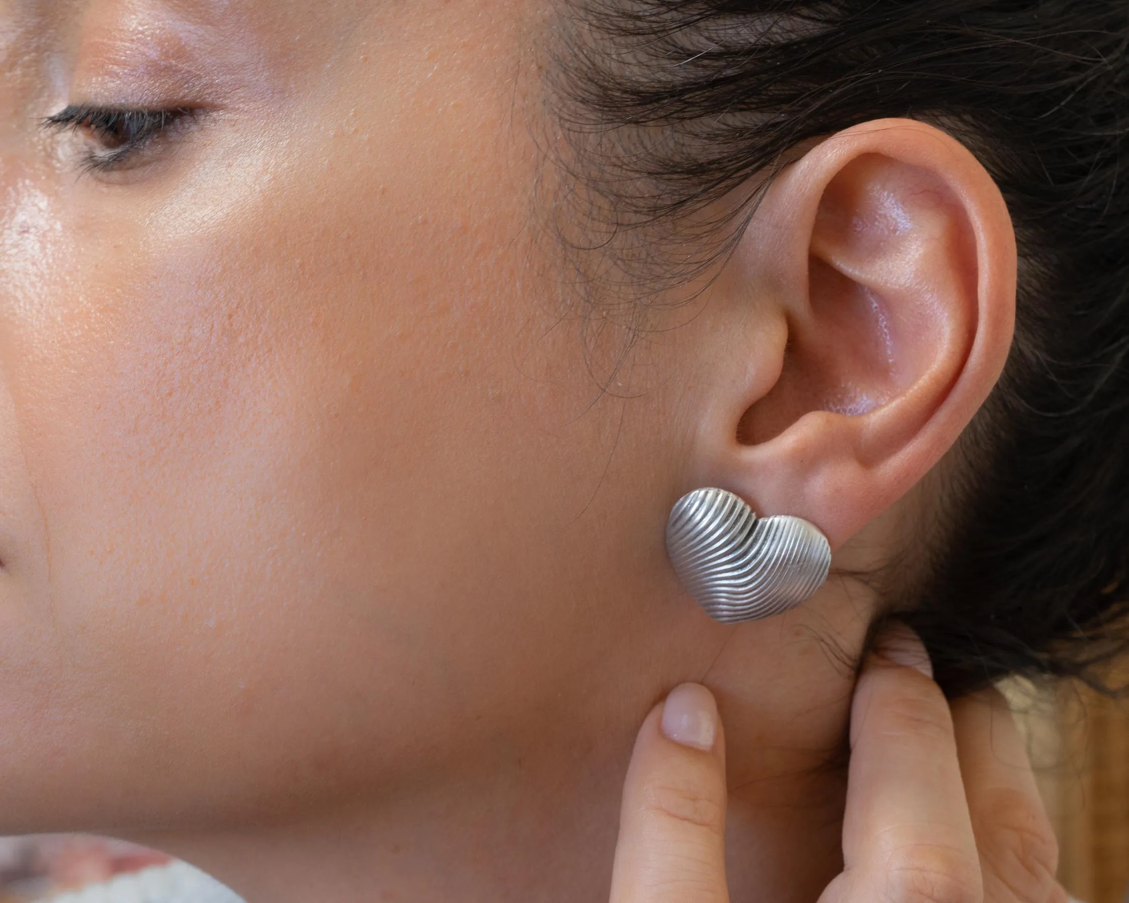Medium SILVER HEART earrings