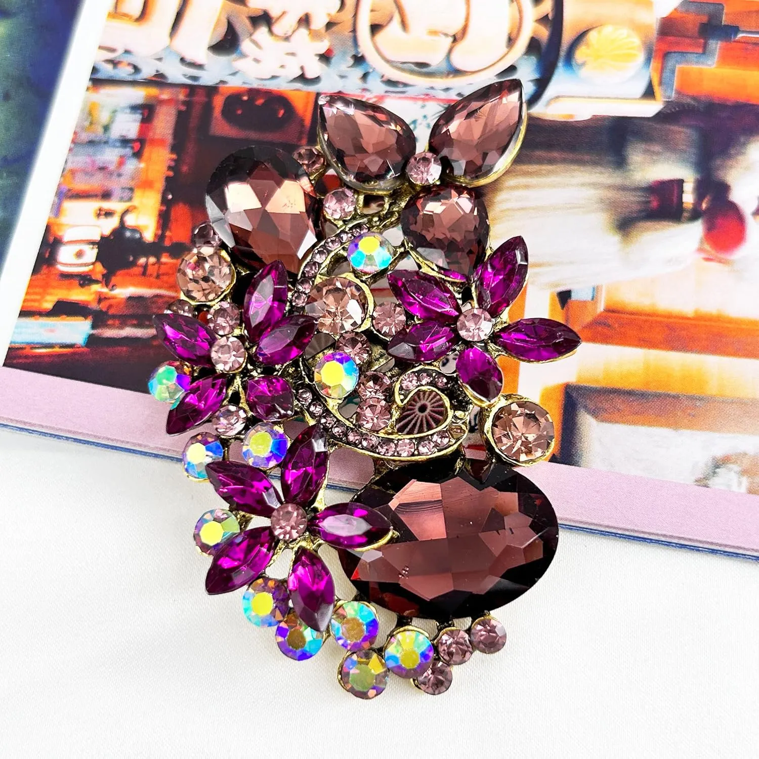 SELOVO Rhinestone Flower Statement Broach Brooch Pin Vintage Gold Tone