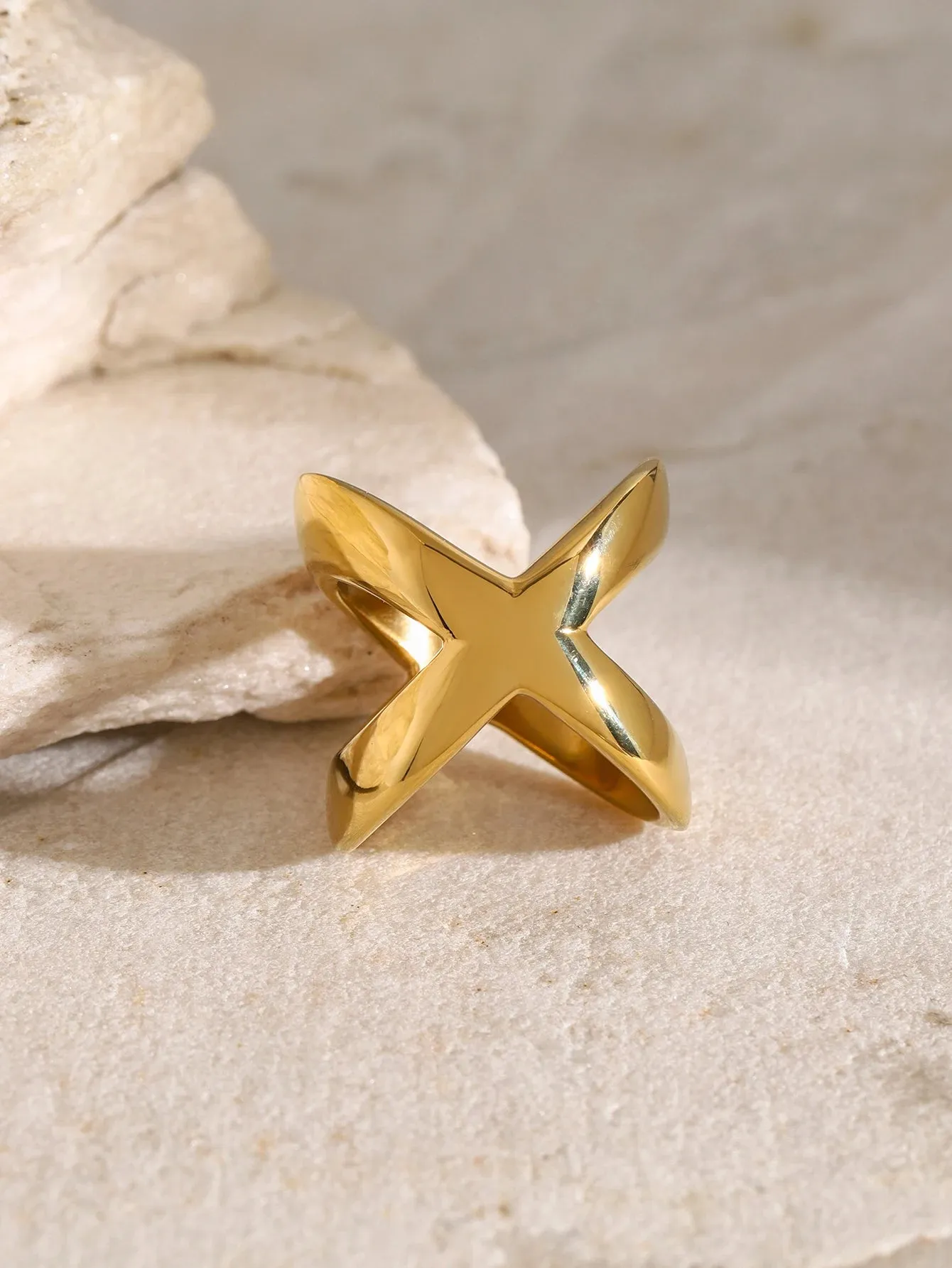 VAIGE 18K Gold Cross Minimalist Waterproof Opening Ring - Personalized Stainless Steel Charm Jewelry Gift