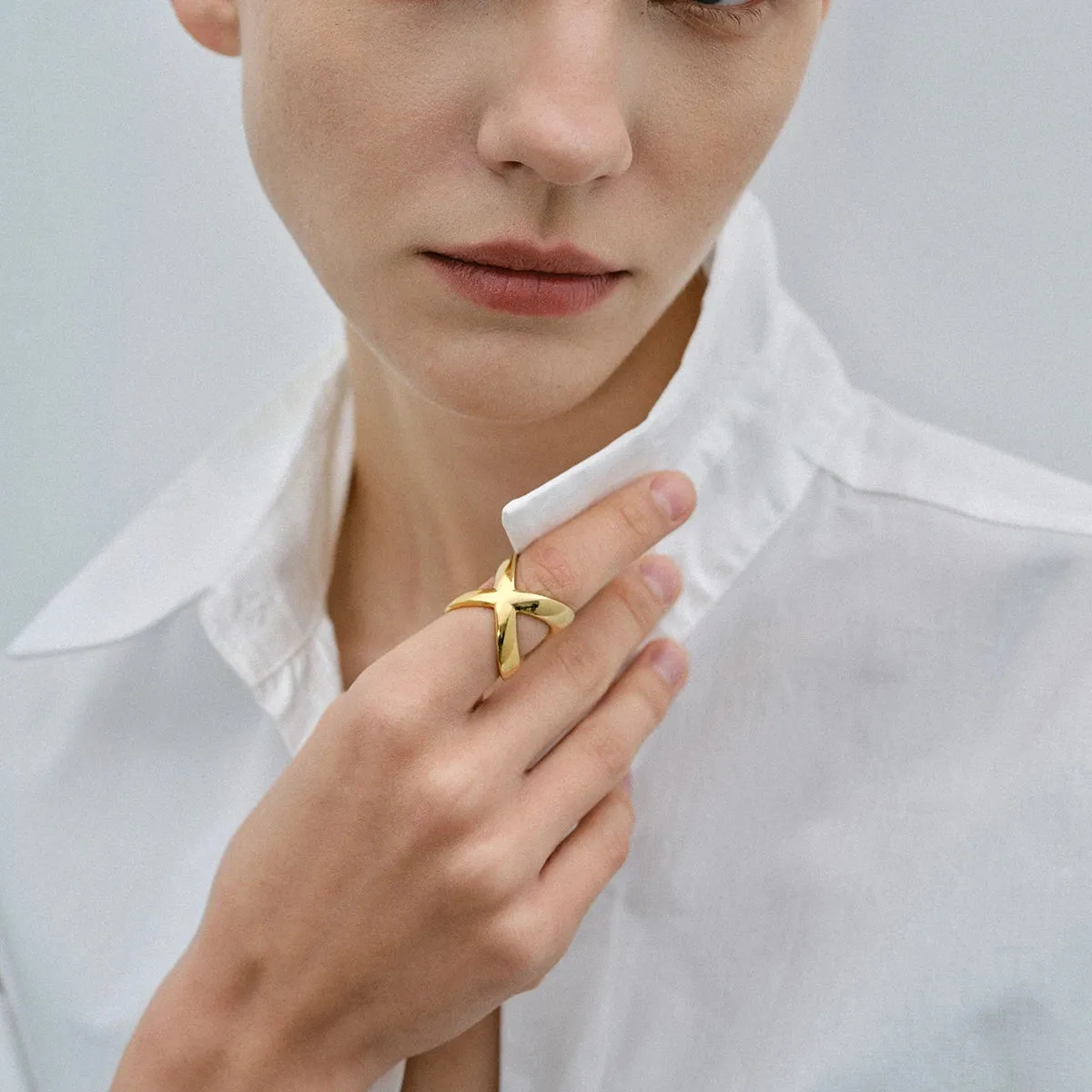 VAIGE 18K Gold Cross Minimalist Waterproof Opening Ring - Personalized Stainless Steel Charm Jewelry Gift