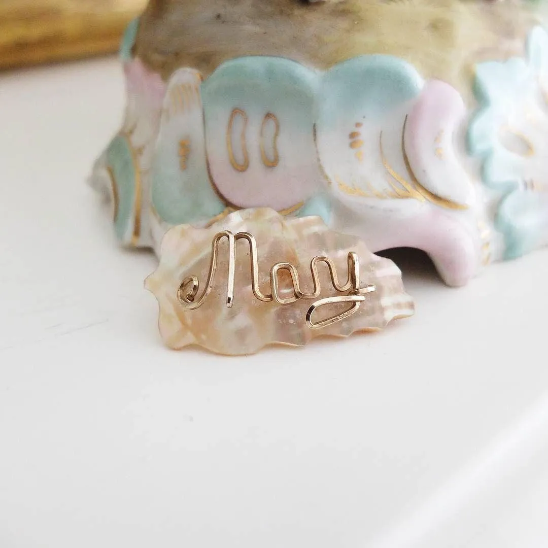 Vintage 1930s Mother of Pearl 'Mary' Brooch