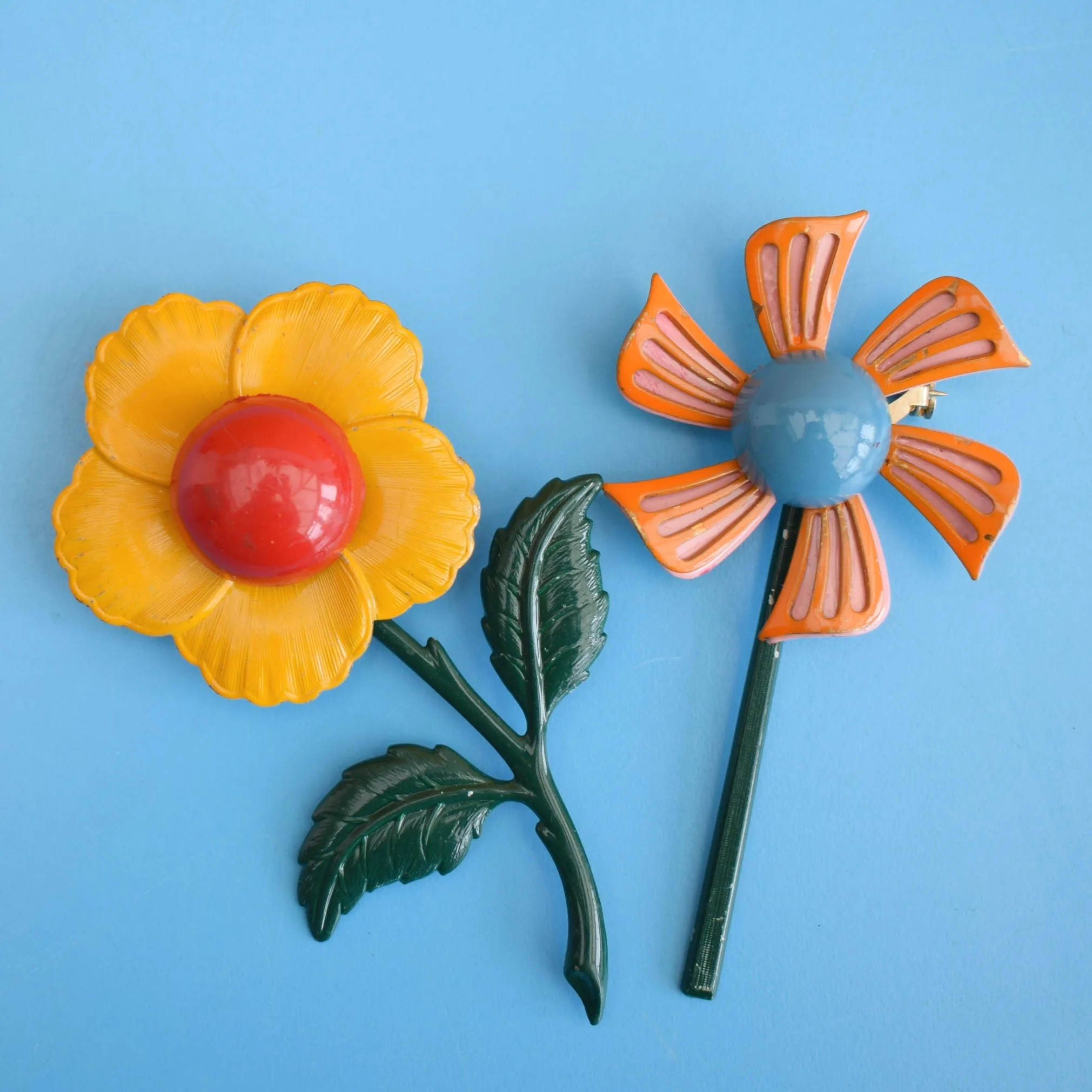 Vintage 1970s Enamel Brooch Flower- Yellow