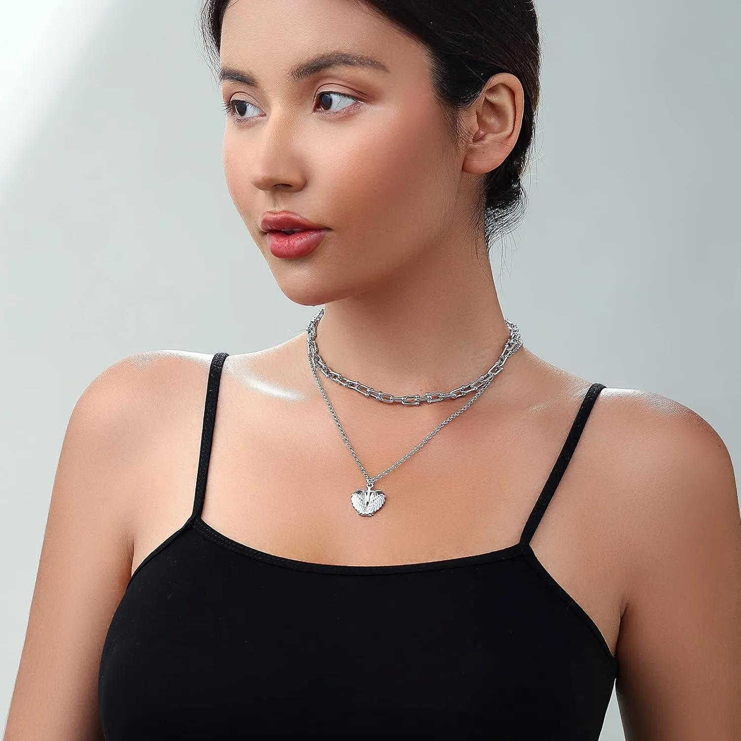 wgoud Gold Layered Cross Necklace for Women Girls, 14K Gold Plated Dainty Chain Choker Necklace Personalized Cross Choker Necklaces Jewelry Daughter Sisters Gift